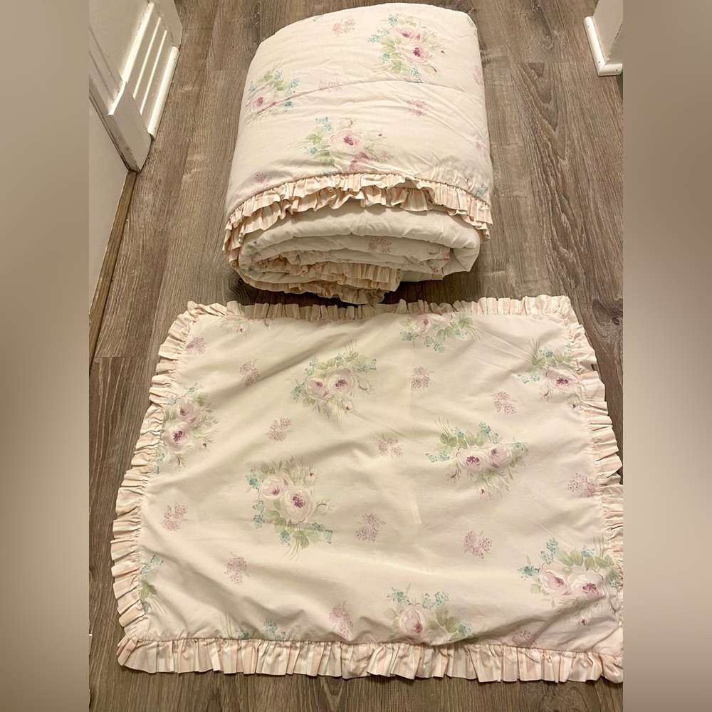 Simply Shabby Chic Kids Misty Rose Standard Pillow Sham + Twin Comforter set